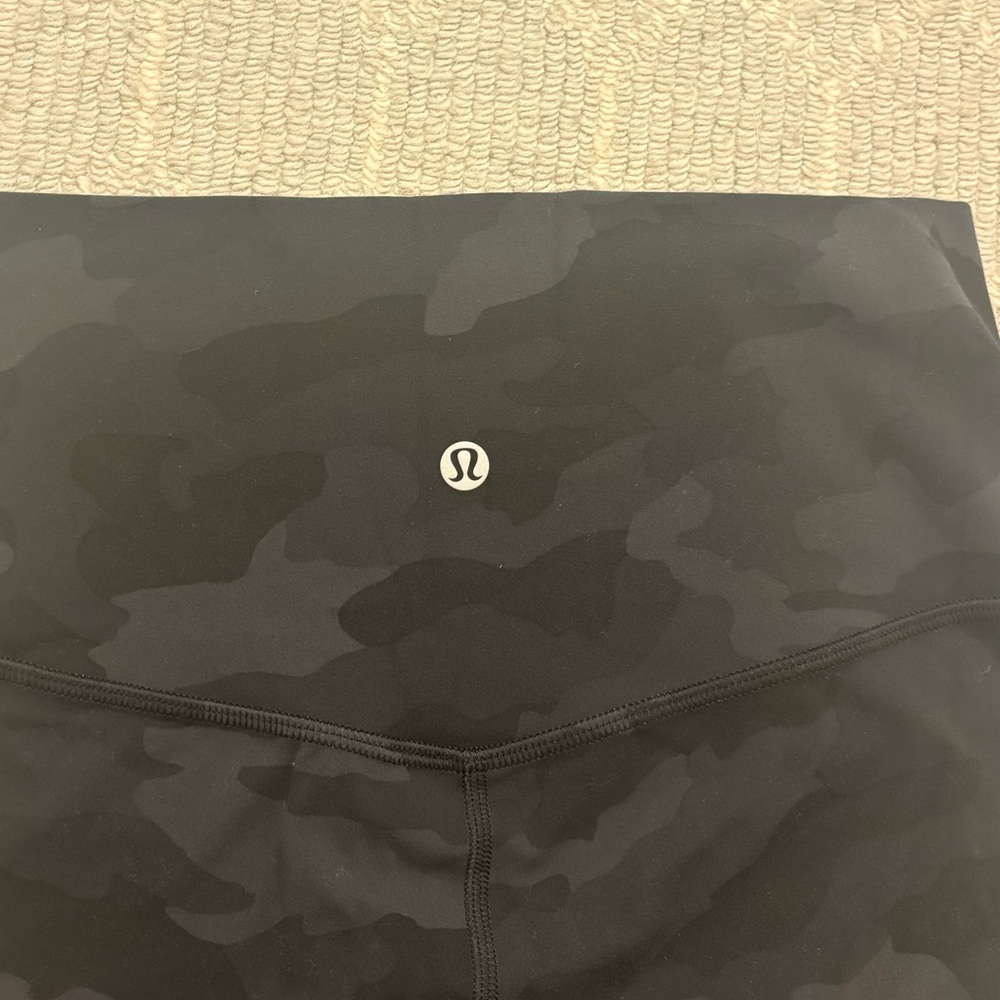 Lululemon biker shorts - Picture 3 of 3